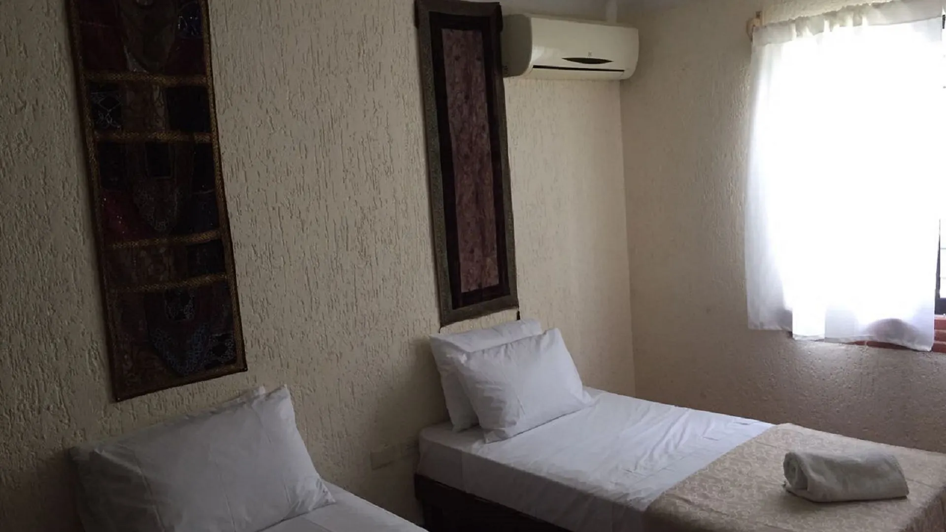 Hotel Hostel Kaana 4 You Cancún